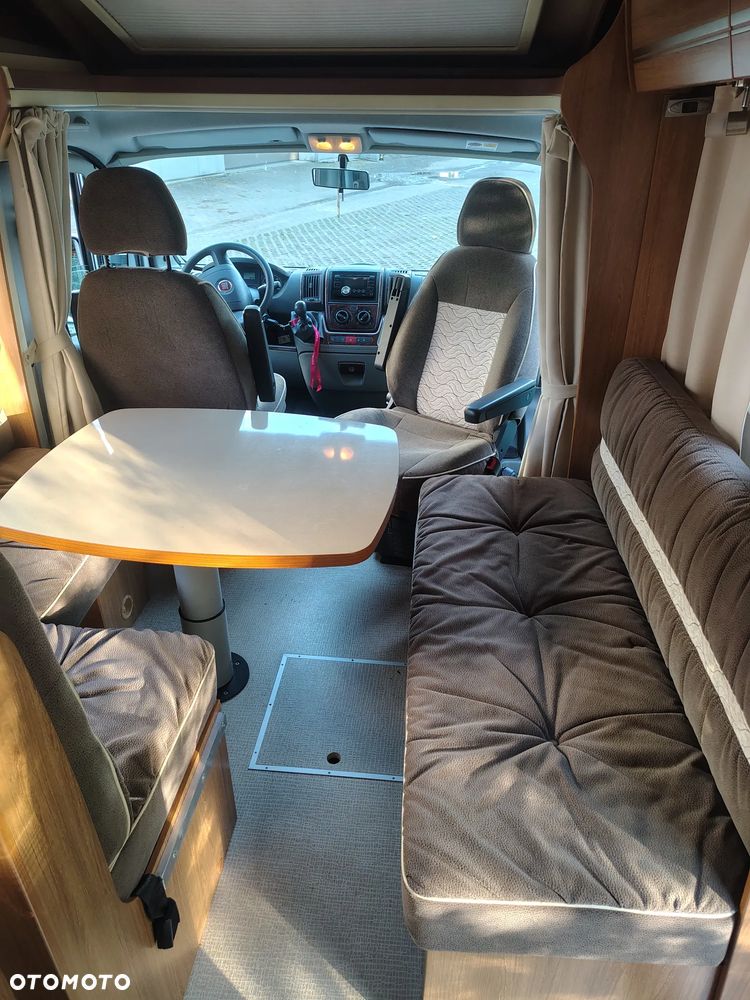 Fiat Ducato kempingowy - 11