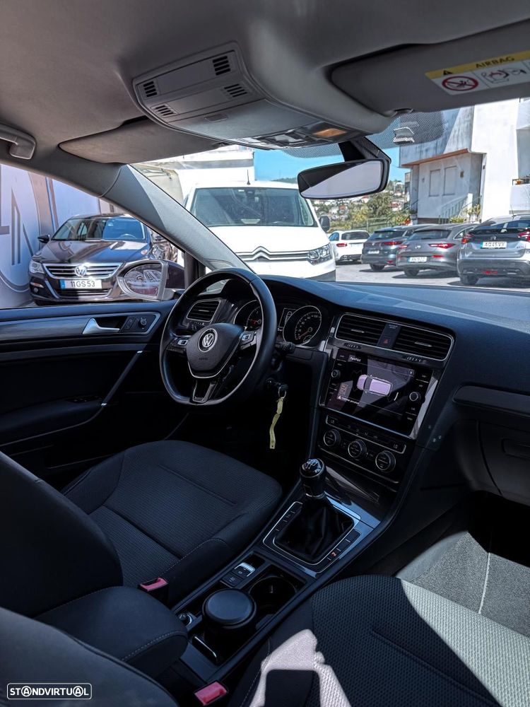 VW Golf Variant 1.6 TDi Confortline - 10