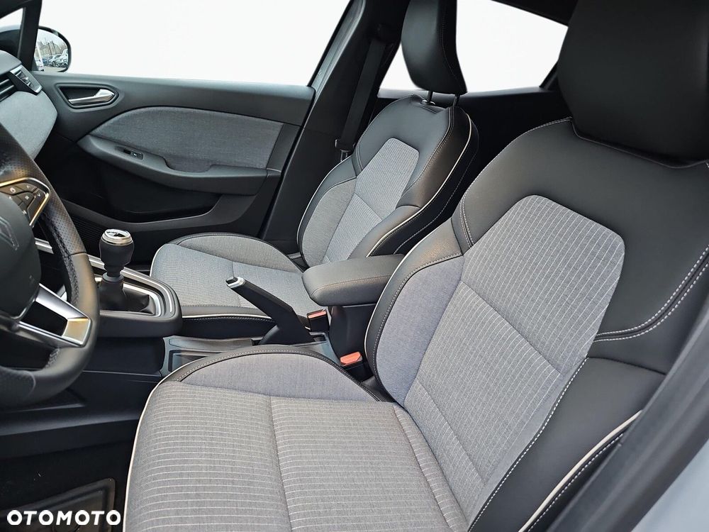 Renault Clio 1.0 TCe Techno - 12