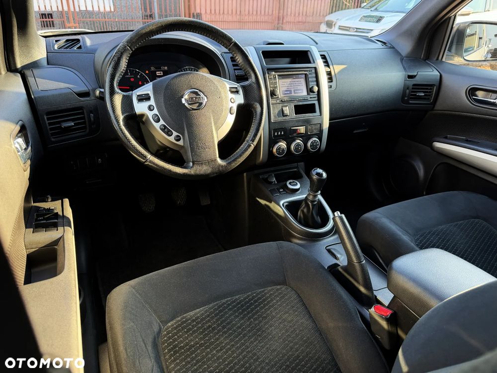 Nissan X-Trail 2.0 dCi XE - 12