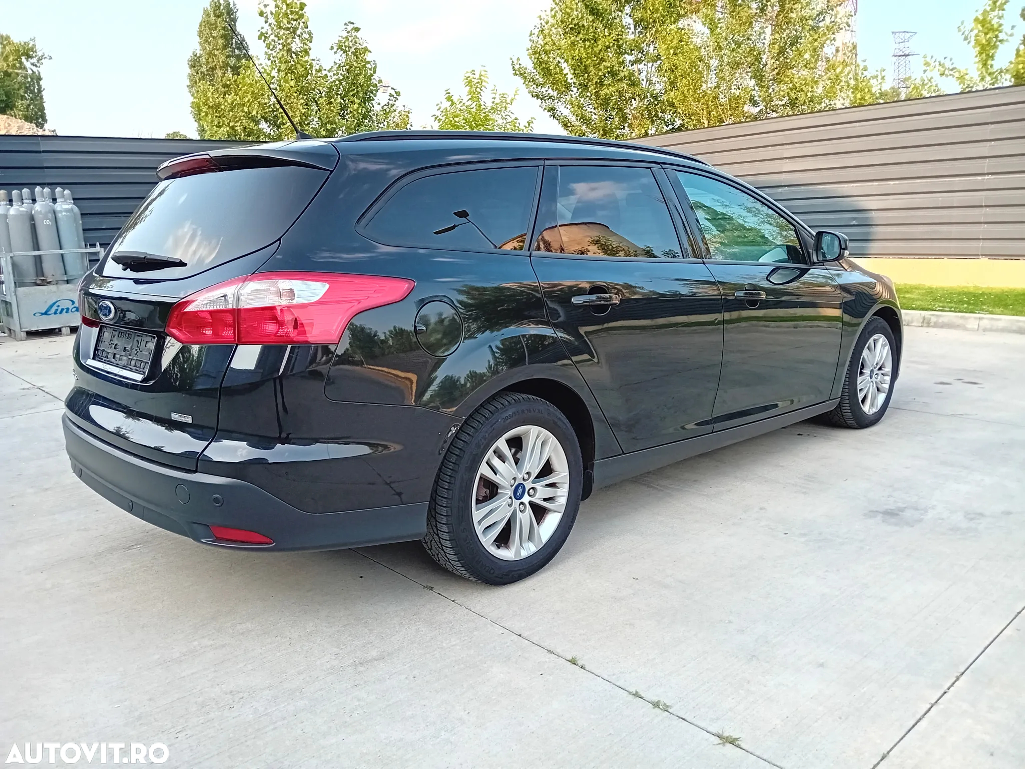 Ford Focus 1.0 EcoBoost Active Business - 4