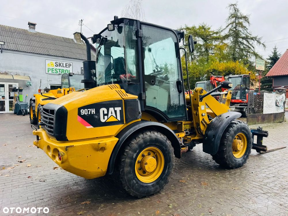 Caterpillar 907H - 14