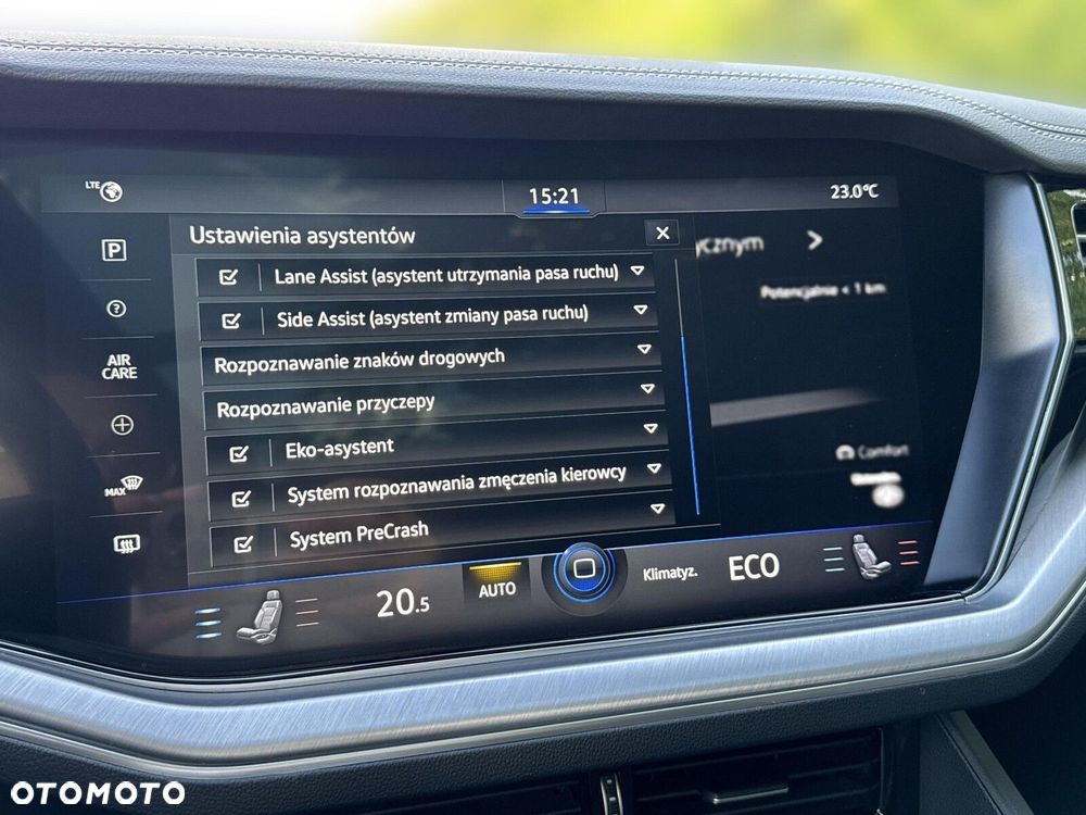 Volkswagen Touareg - 31