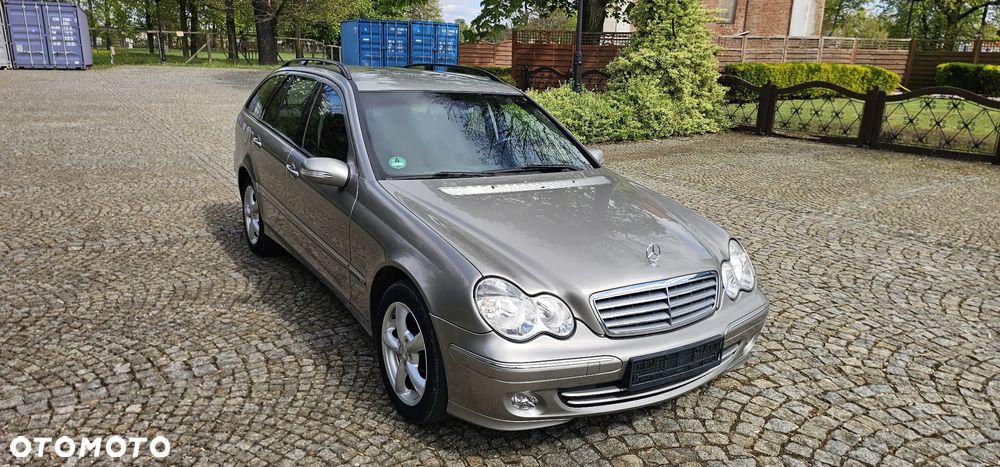 Mercedes-Benz Klasa C 180 Kompressor Automatik Elegance Sport Edition - 2