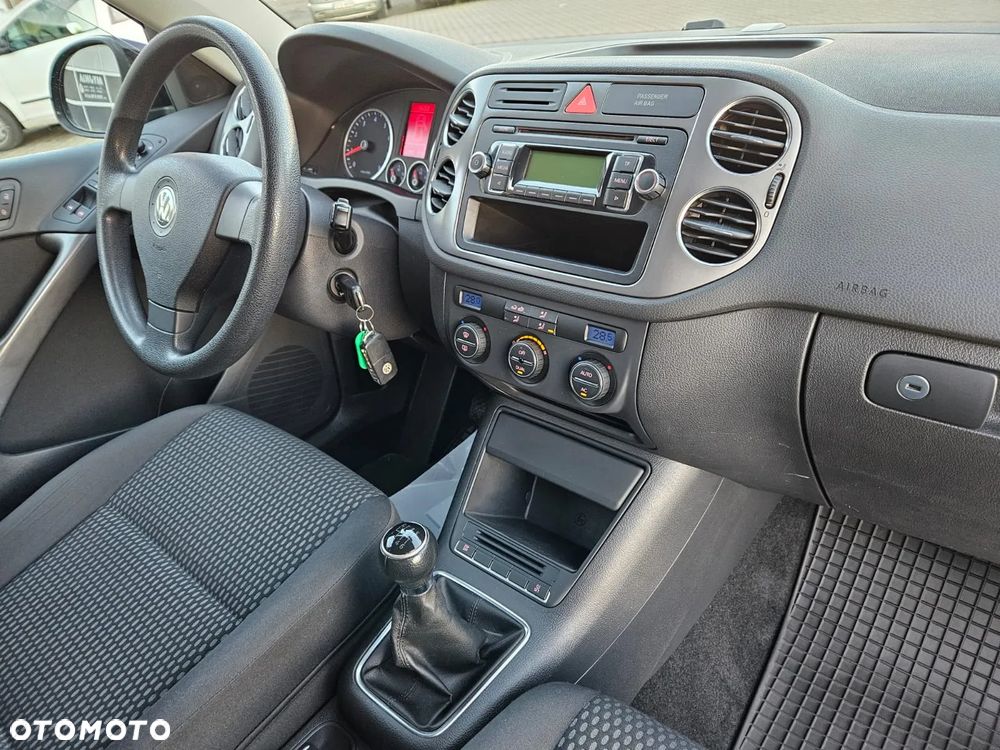 Volkswagen Tiguan 1.4 TSI BlueMotion Technology Exclusive - 21