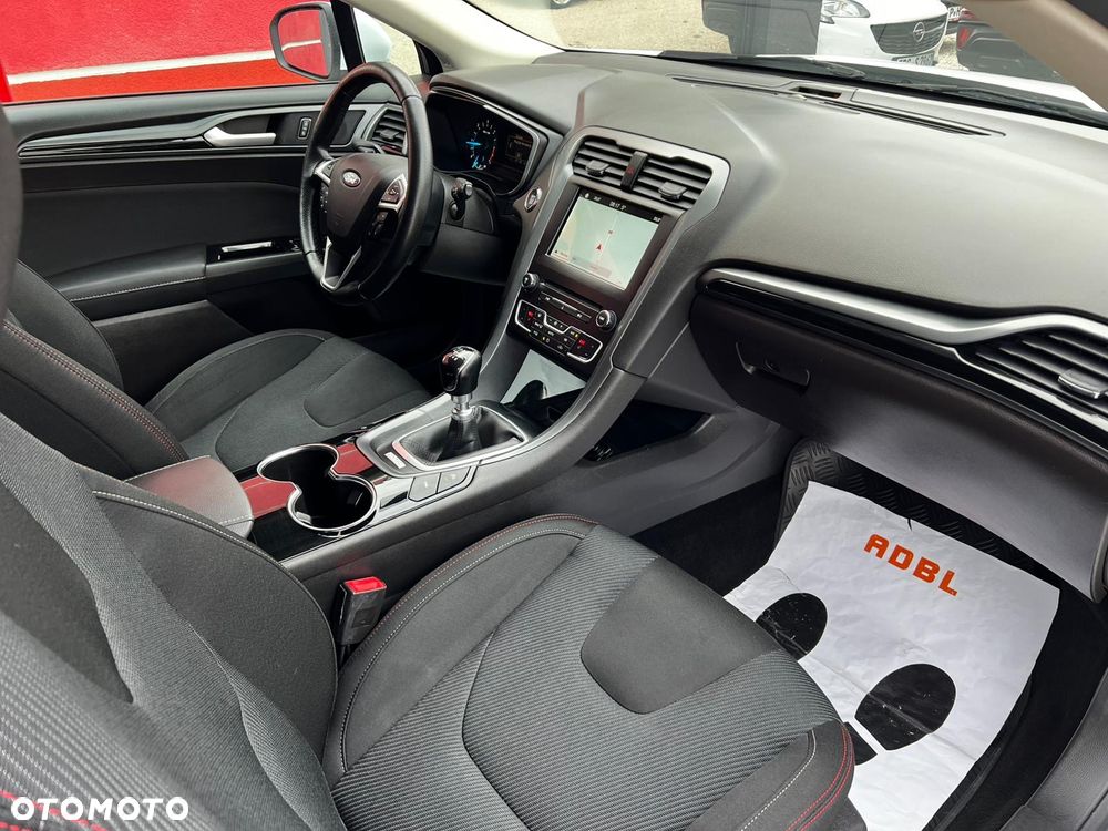 Ford Mondeo 2.0 TDCi STart-Stopp ST-Line - 21