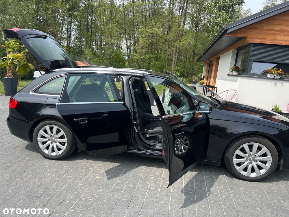 Audi A4 Avant 2.0 TDI - 11