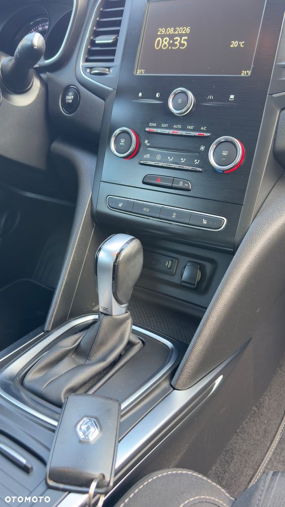 Renault Megane TCe 140 GPF EDC INTENS - 12