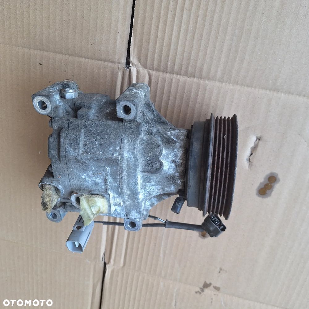 SPREZARKA KLIMATYZACJI COROLLA E12 2.0 D4D 447220-6361 - 1