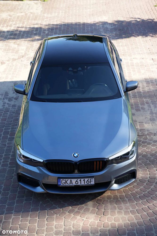 BMW Seria 5 520d xDrive - 11