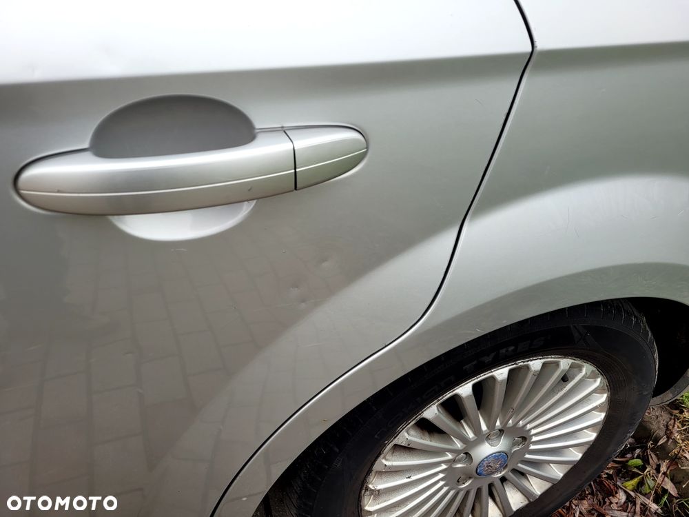 Ford Mondeo 2.0 Gold X - 12