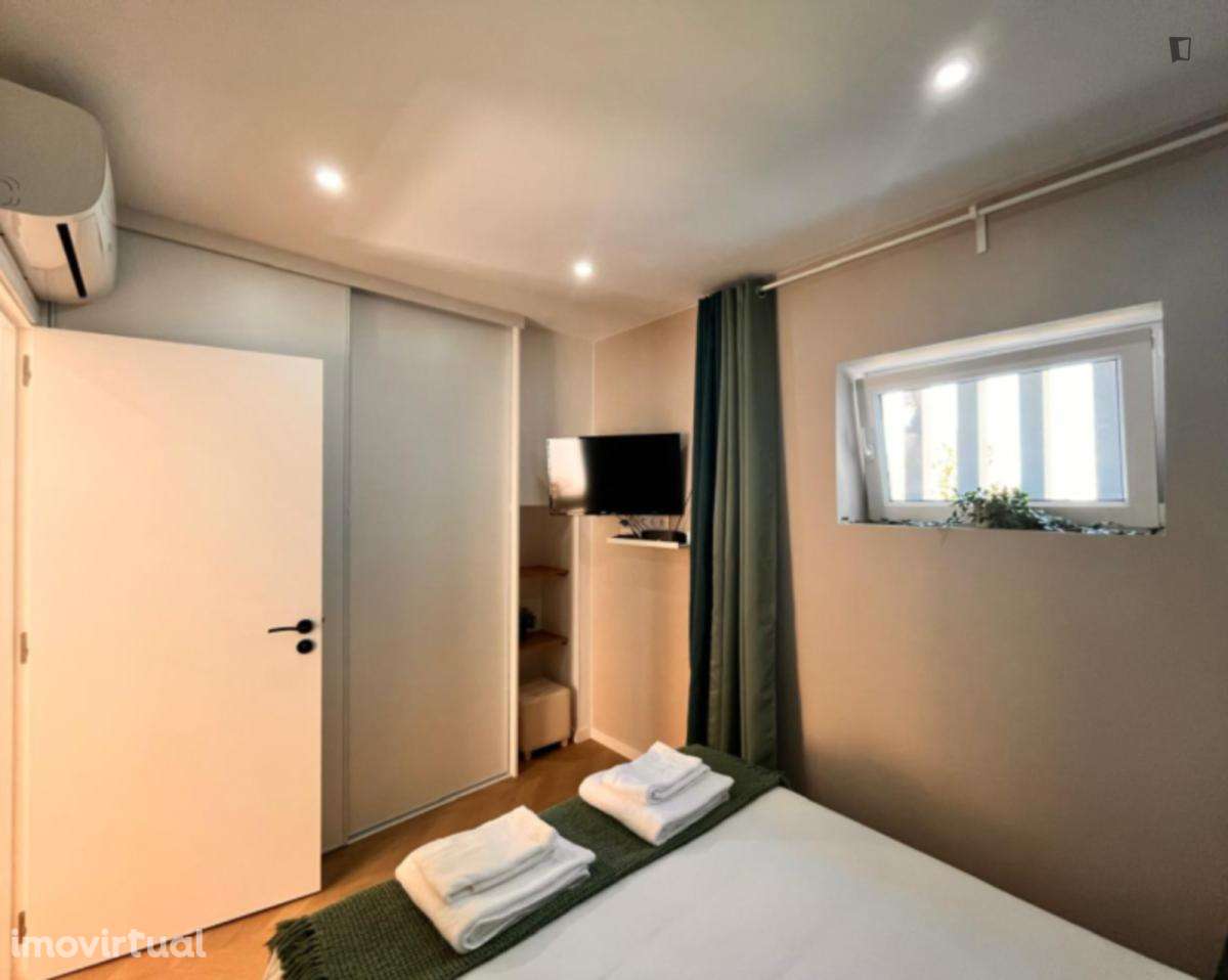 Casa com 2 quartos - localizado em Paranhos Porto - Grande imagem: 3/25