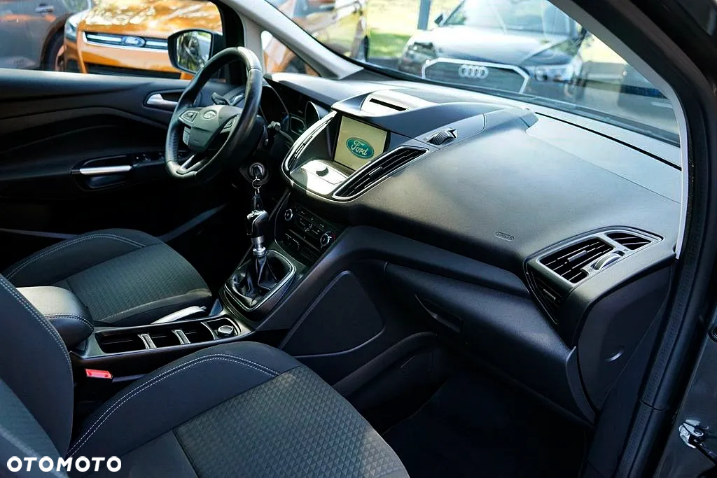 Ford C-MAX - 11