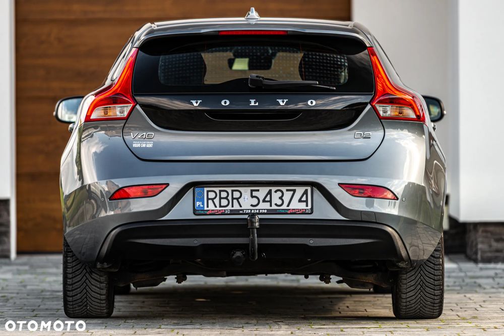 Volvo V40 D2 Momentum - 17