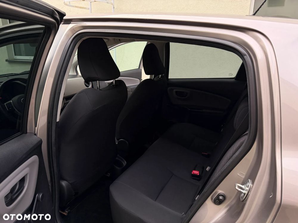 Toyota Yaris 1.33 VVT-i Executive - 16