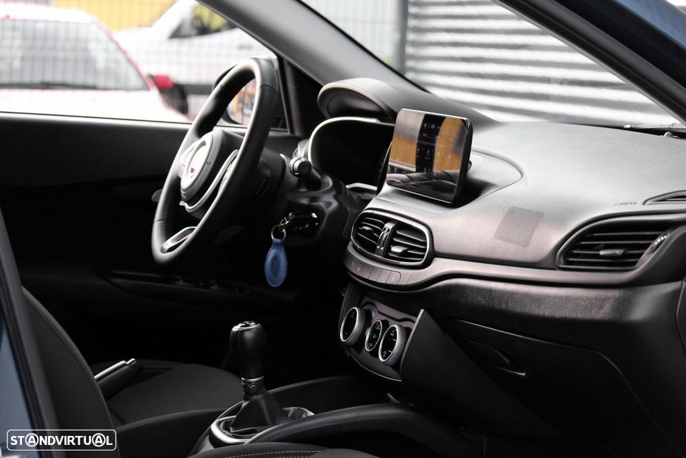 Fiat Tipo Station Wagon Cross 1.0 GSE T3 Cross - 17