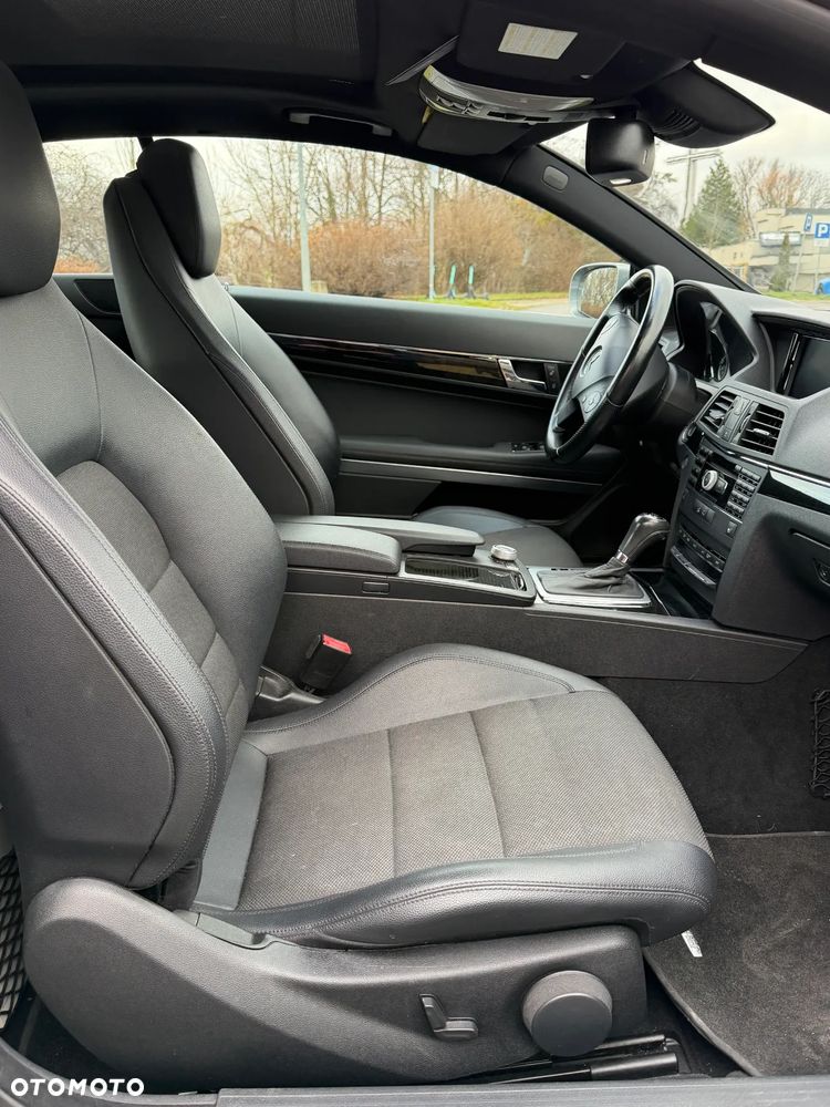 Mercedes-Benz Klasa E - 12