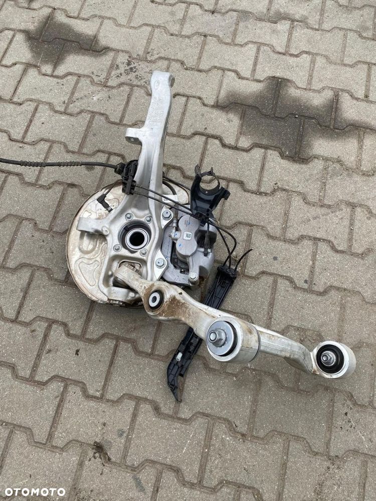 zwrotnica tarcza zacisk prawa mercedes gle 167 lift - 3
