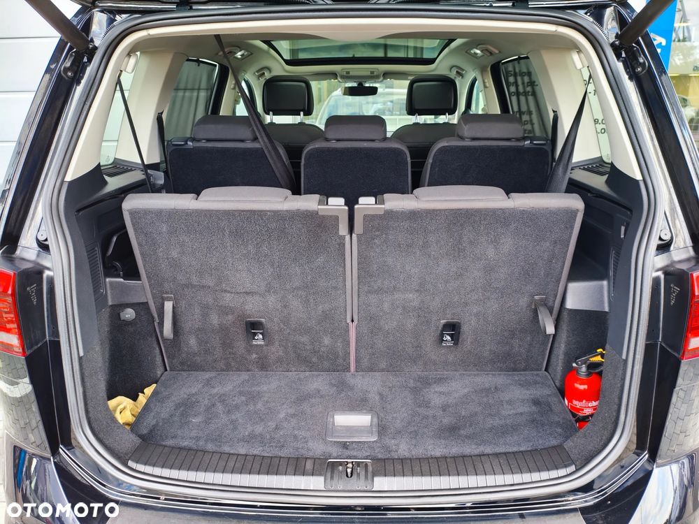 Volkswagen Touran 2.0 TDI BMT Highline DSG - 17