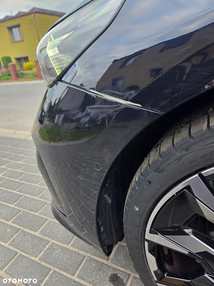 BMW Seria 5 520i - 22