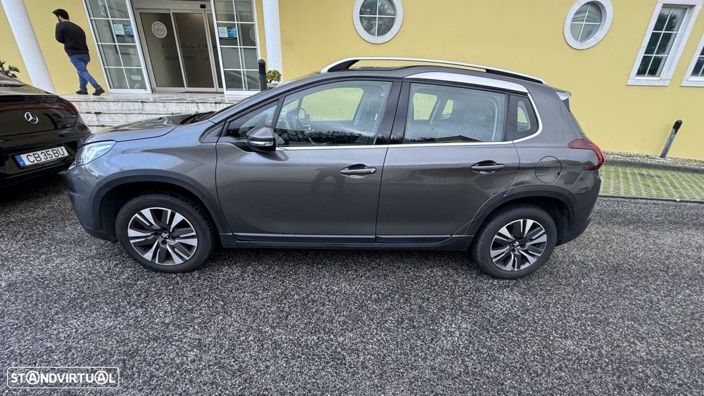 Peugeot 2008 1.2 PureTech Allure EAT6 - 2