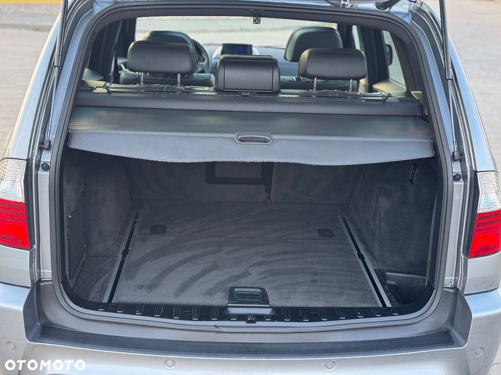 BMW X3 3.0sd - 25