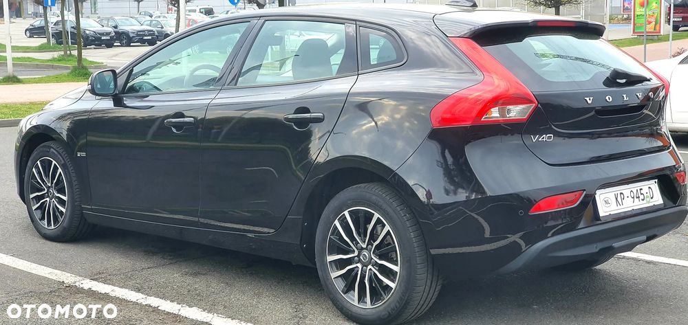 Volvo V40 D2 Momentum - 6