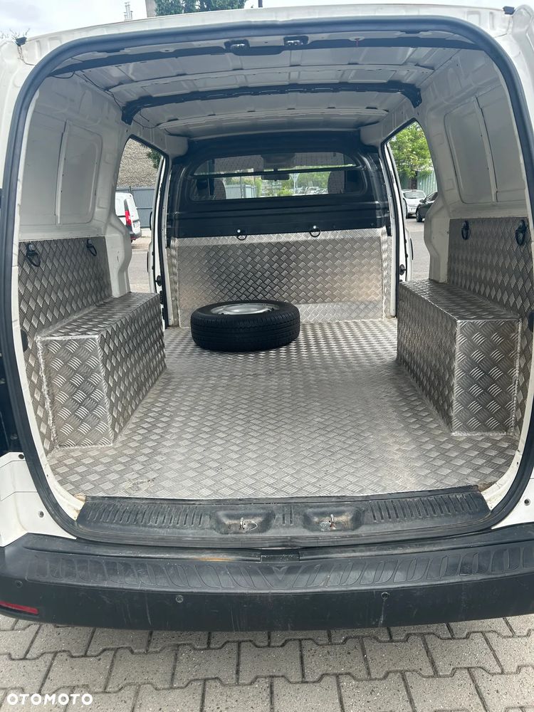Hyundai H1 - 17