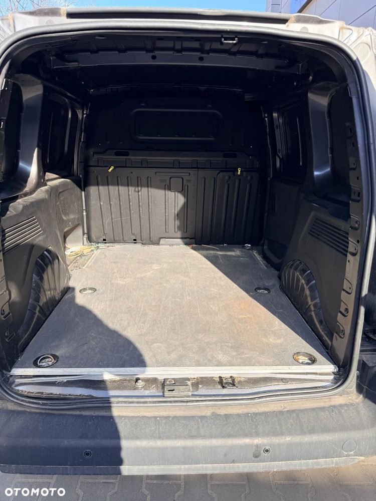 Toyota Proace City 1.2 D-4T Long 2,3t Active (bryg.) - 4