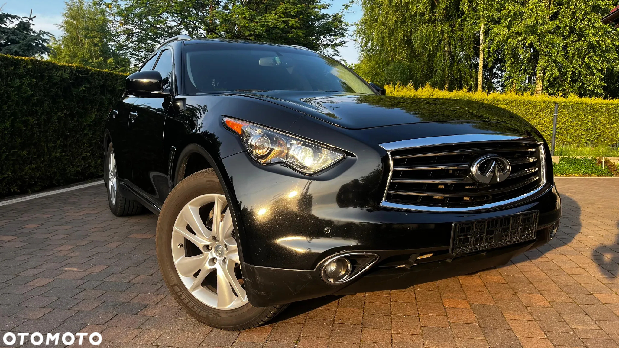 Infiniti FX FX35 AWD - 3