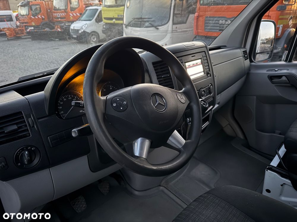 Mercedes-Benz Sprinter 314CDI Brygadówka 2017 r. Klima 2xParktronic Navi Kamera - 18