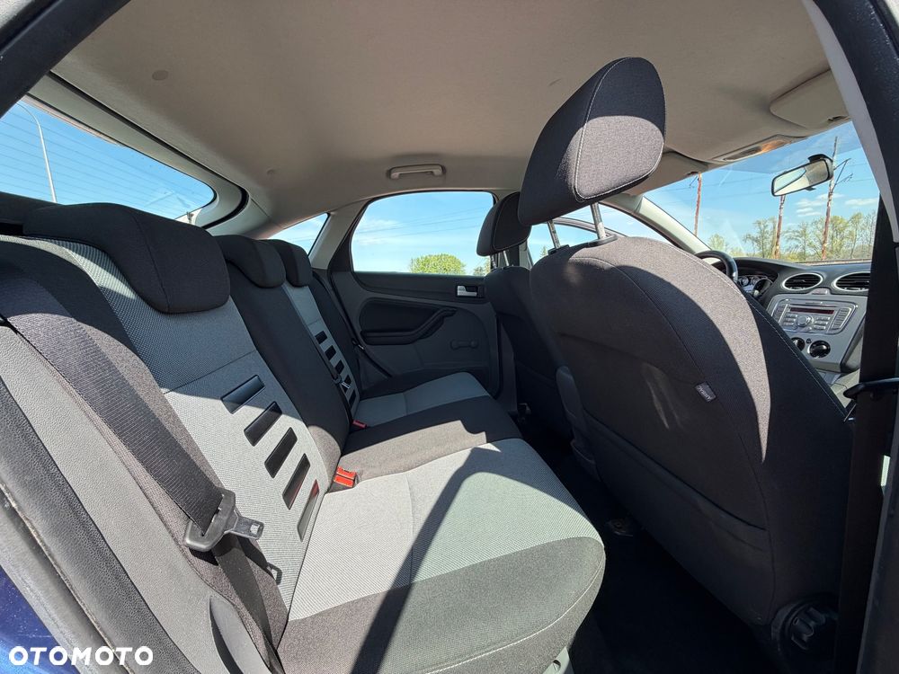 Ford Focus 1.6 16V Sport - 16