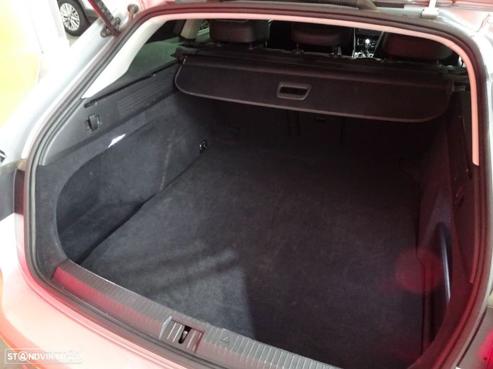 VW Arteon Shooting Brake 2.0 TDI Elegance DSG - 31