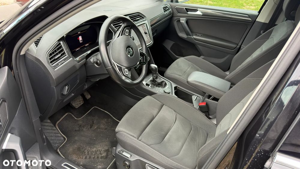 Volkswagen Tiguan - 10