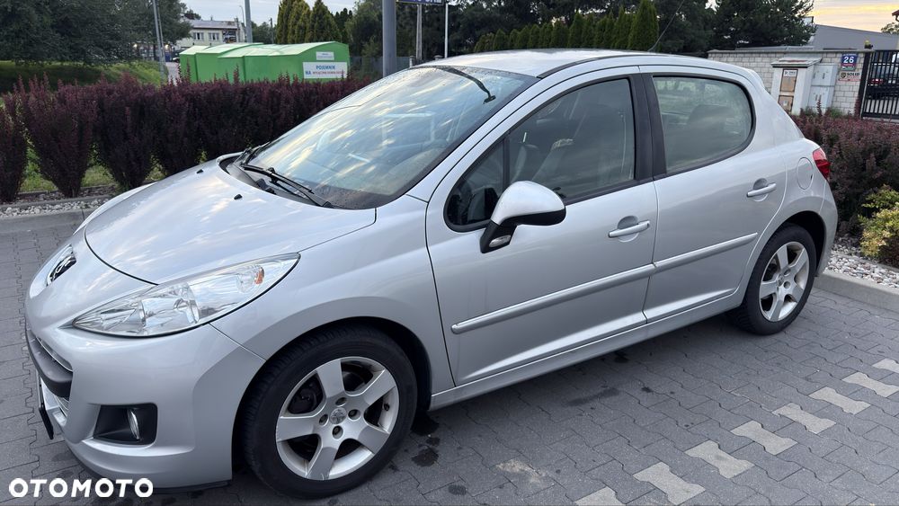 Peugeot 207 - 2