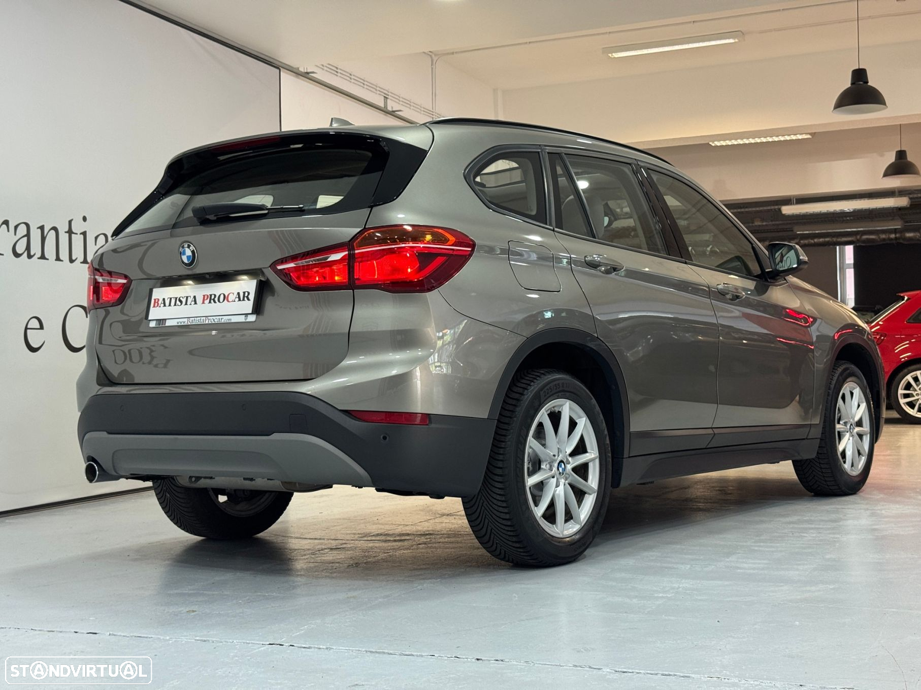 BMW X1 16 d sDrive Advantage - 17