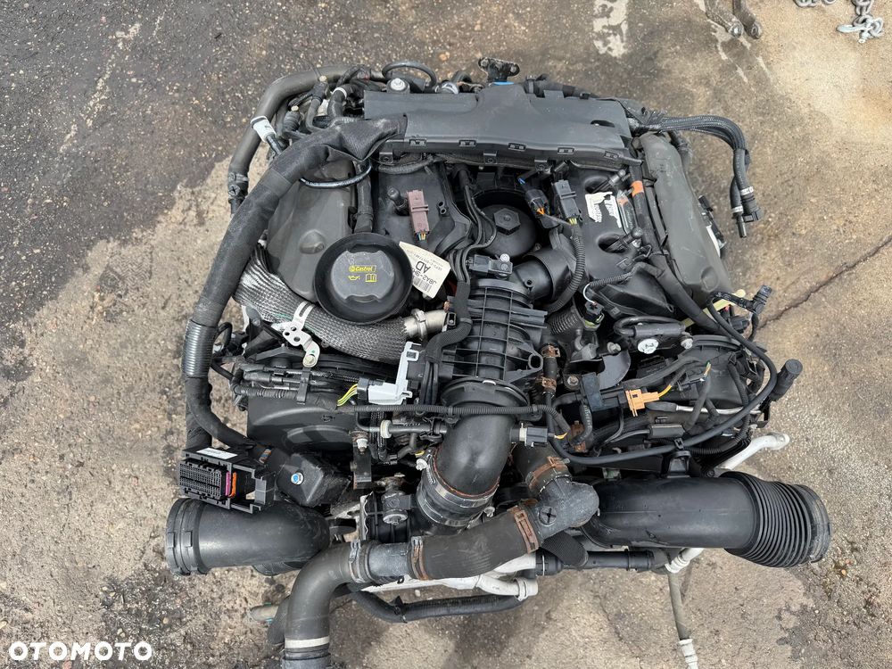 Range Rover Velar 3,0DT 275KM 17- silnik kompletny 306DT - 5
