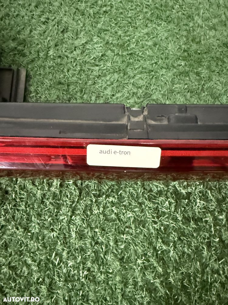 Stop Audi  e-tron lampa spate centrala - 4