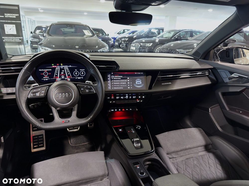 Audi RS3 Sportback - 17