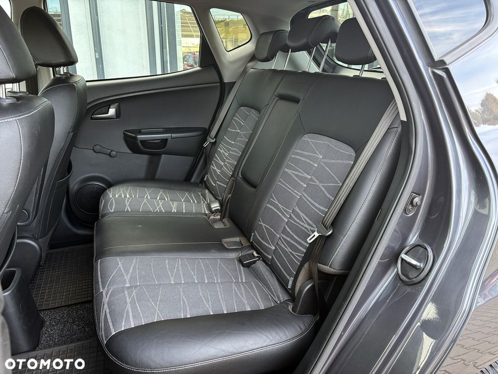Kia Venga 1.4 Business Line - 21