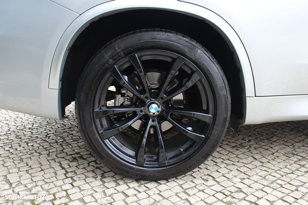 BMW X5 25 d xDrive Pack M - 12