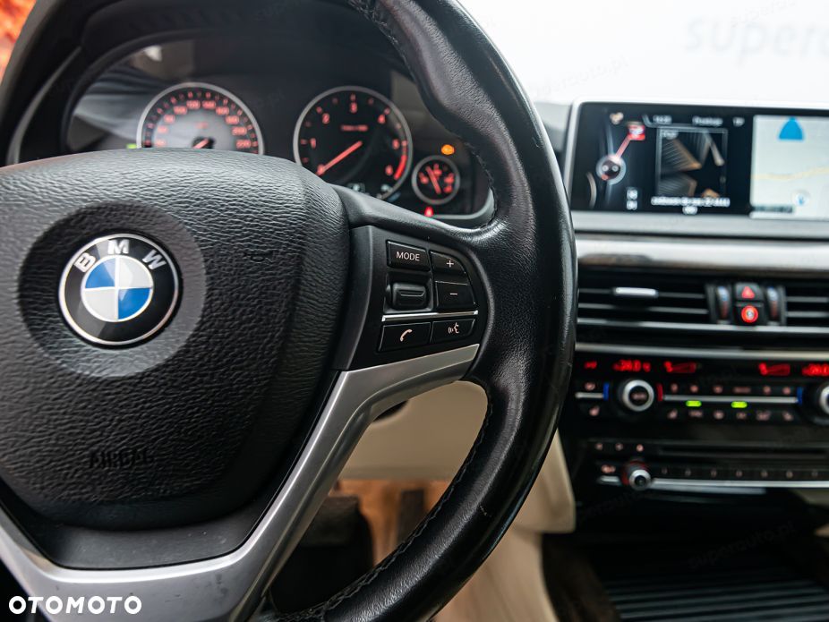 BMW X5 xDrive40d - 17