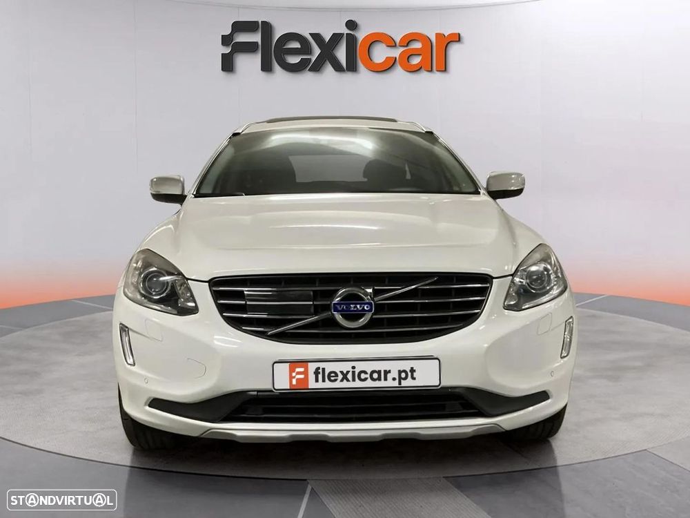 Volvo XC 60 2.0 D4 Momentum Plus Geartronic - 8