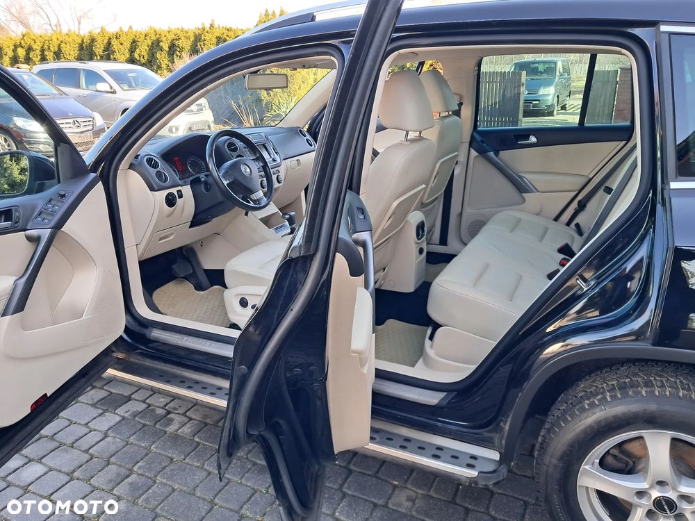 Volkswagen Tiguan - 30