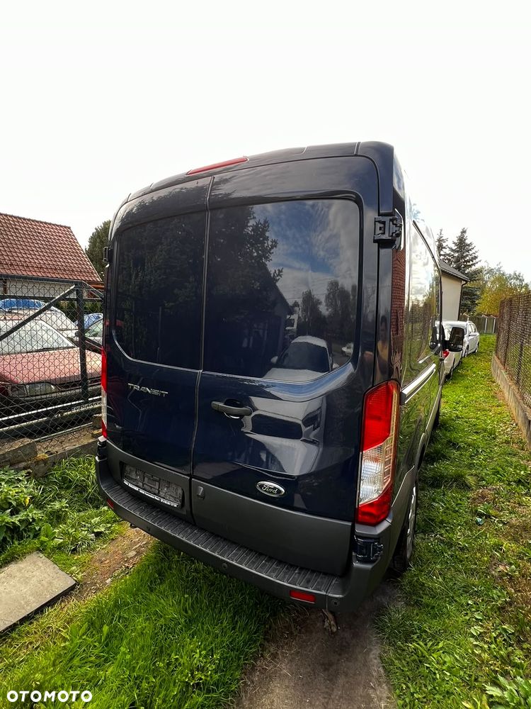 Ford Transit - 18