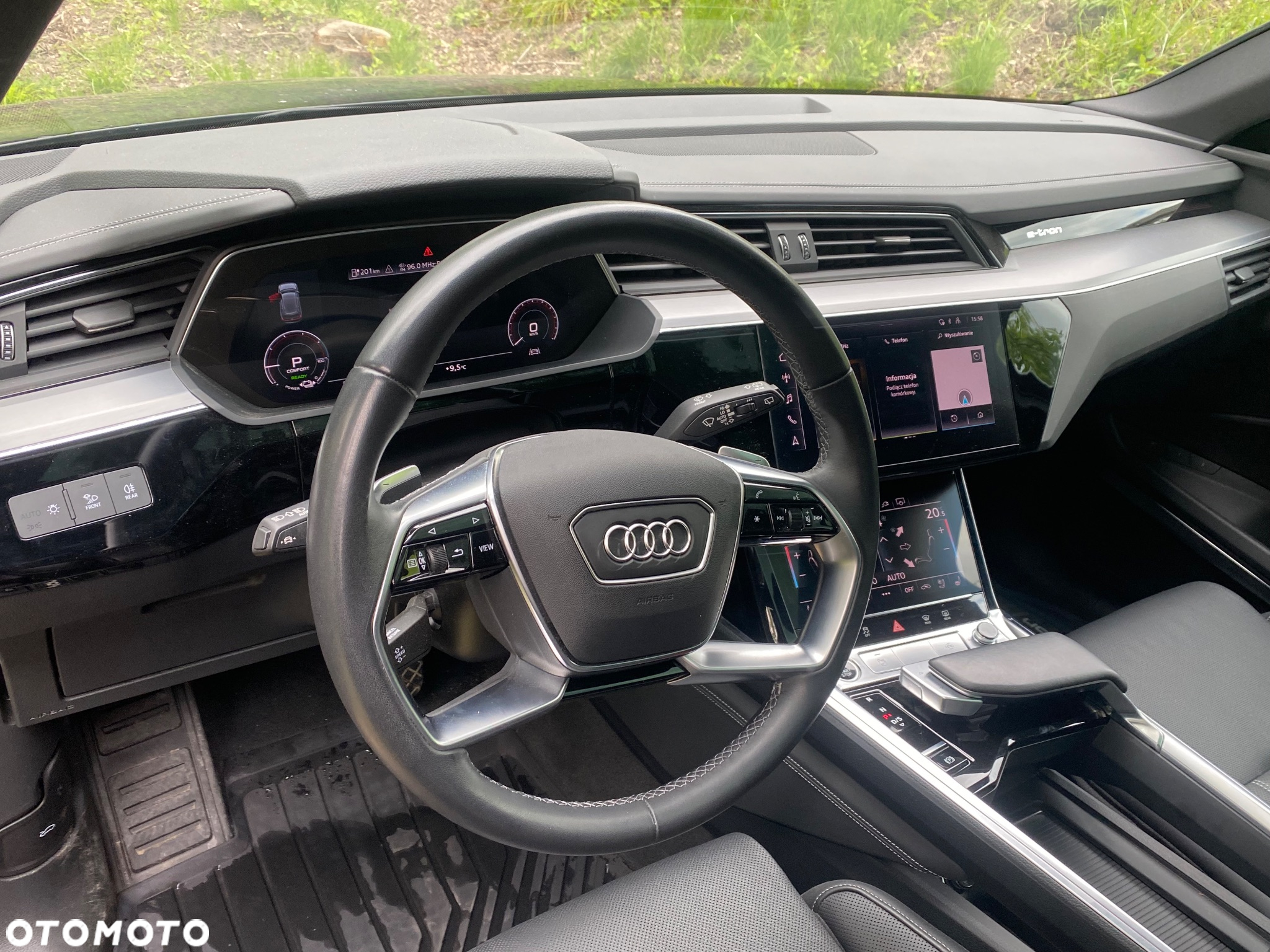 Audi Q8 - 12