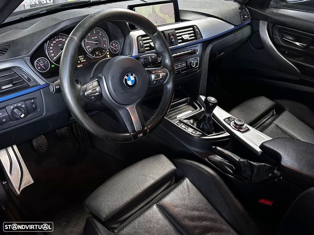 BMW 320 d Touring Pack M - 35