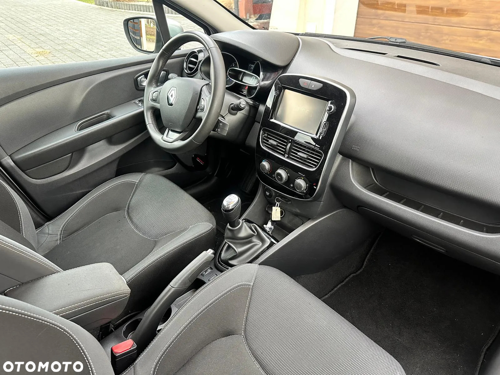 Renault Clio 1.5 dCi Alize - 6