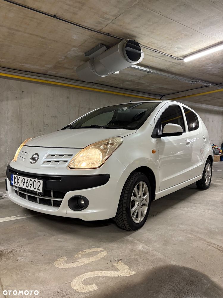 Nissan Pixo - 1