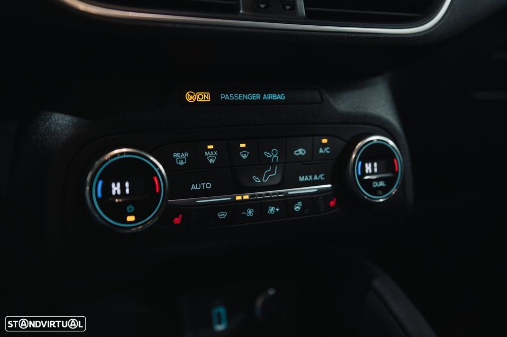 Ford Focus 1.0 EcoBoost S&S Aut. Business Edition - 16